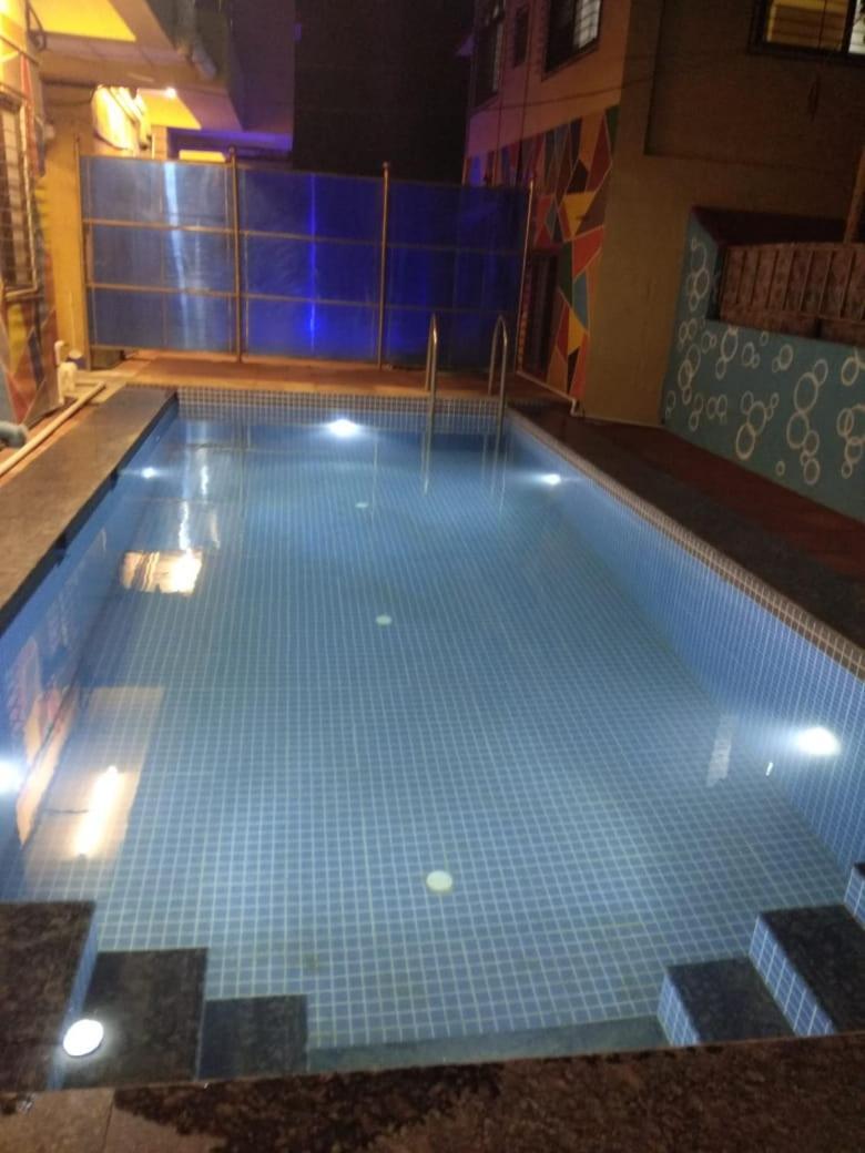 Hotel Phoenix لونافالا المظهر الخارجي الصورة